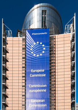 Brüksel - Belçika - 02: 15 2019: Berlaymont binasının dış görünüşü, Avrupa Komisyonu karargahı