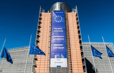 Brüksel - Belçika - 02: 15 2019: Berlaymont binasının dış görünüşü, Avrupa Komisyonu karargahı