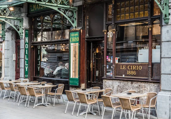 Bruselas Bélgica 2019 Fachada Decorada Terraza Cafetería Restaurante Cirio Estilo —  Fotos de Stock