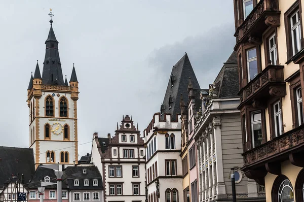 Trier Nadrenia Palatynat Niemcy 2019 Widok Fasady Ulice Stare Budynki — Zdjęcie stockowe