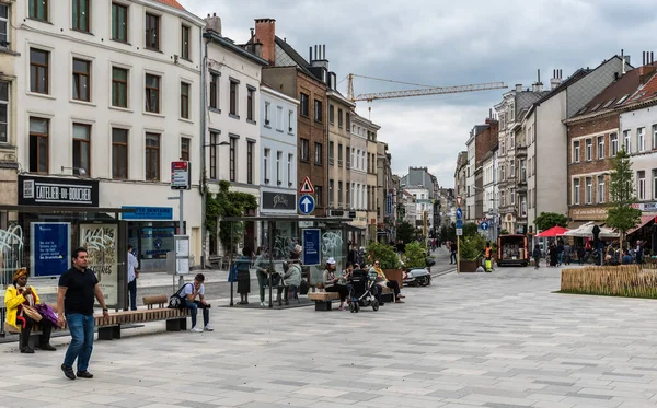 Ixelles Brussels Belgium 2019 People Walking New Renovated Pedestrian Zone — Stock Photo, Image