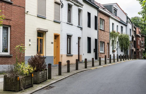 Uccle Bruxelas Bélgica 2019 Curling Street Typical Old Fashioned Houses — Fotografia de Stock
