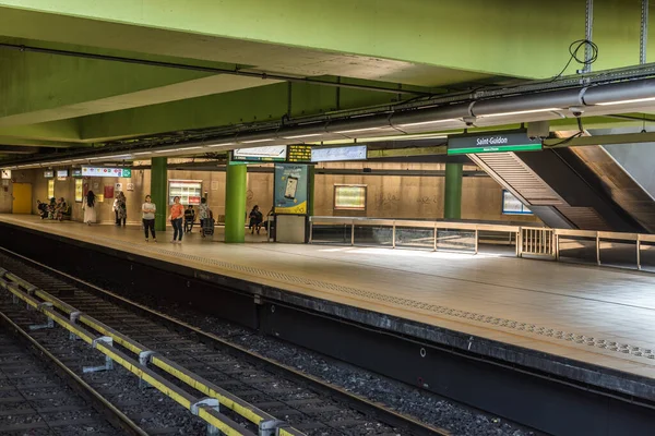 Anderlecht Bruselas Bélgica 2019 Plataforma Estación Metro Local Saint Guidon —  Fotos de Stock
