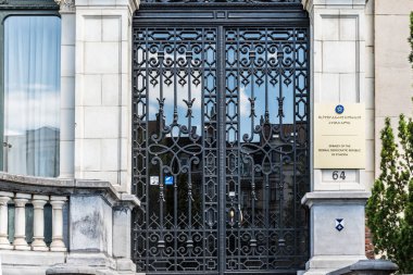 Brüksel, Belçika - 07 03 03 2019 - Etiyopya federal demokratik cumhuriyetinin elçiliğinin ön kapısı ve ön cephesi
