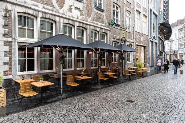 Maastricht Limburg Netherlands 2022 Terraces Restaurants Rainy Streets Old Town — Foto de Stock