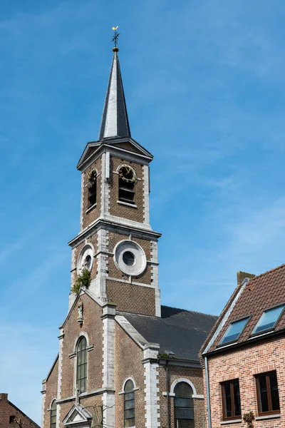 Dilsen Limburgo Bélgica 2022 Torre Gótica Igreja Católica Local — Fotografia de Stock