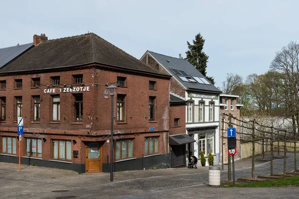 Scherpenheuvel Região Brabante Flamenga Bélgica 2022 Café Fechado Tijolos Vermelhos — Fotografia de Stock