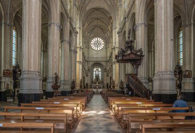 Brüksel Şehir Merkezi, Brüksel Başkent Bölgesi - Belçika - 06 20 2020 Saint Catherine Kilisesi İçişleri