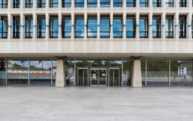 Ixelles, Brüksel Başkent Bölgesi - Belçika - 06 22 2020 ING bankacılık ve sigorta şirketinin genel merkezi