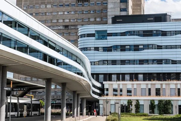 Gent, Flanders Belçika - 06 13 2020 Akademi Hastanesi 'nin çağdaş binaları