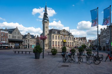 Lier, Antwerp Province, Belgium - 07 08 2022 - Panoramic view of the historical old market square against blue sky