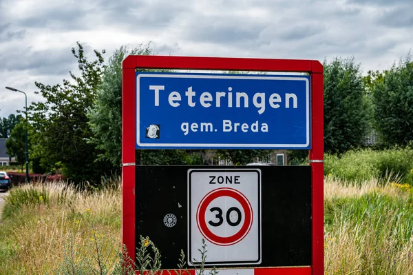 Тетерінген Північний Брабант Нідерланди 2022 Знак Села Тетерінген Обмеженою Швидкістю — стокове фото