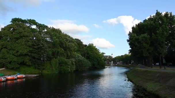 Zwolle Overijssel Netherlands 2022 View Old Town Harbor Black Water — Vídeo de stock
