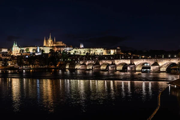Praga República Checa 2020 Puente Carlos Castillo Praga Noche — Foto de Stock