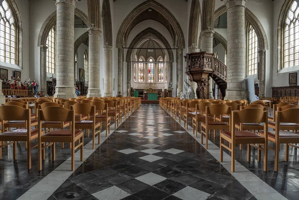 Veurne Region Westflandern Belgien 2021 Innenarchitektur Der Gotischen Kirche — Stockfoto