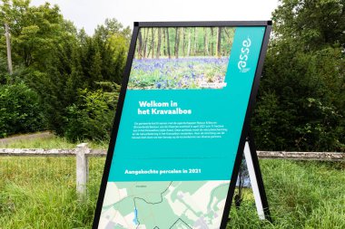 Asse, Flaman Brabant - Belçika - 09 12 2021 - bir Flaman doğa rezervi olan Kraveelbos işareti