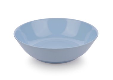 Beyaz arka plan üzerinde boş mavi kase.