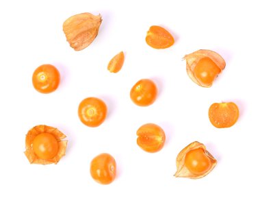 Cape Gooseberry beyaz arka planda izole edilmiş. en üstteki görünüm