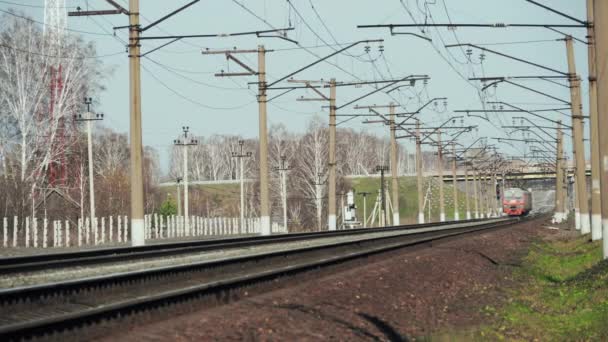 Treno suburbano, ferrovia — Video Stock