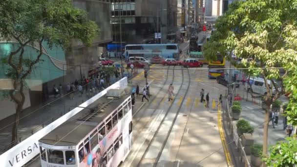 Tranvía de dos pisos en Hong Kong Central — Vídeo de stock
