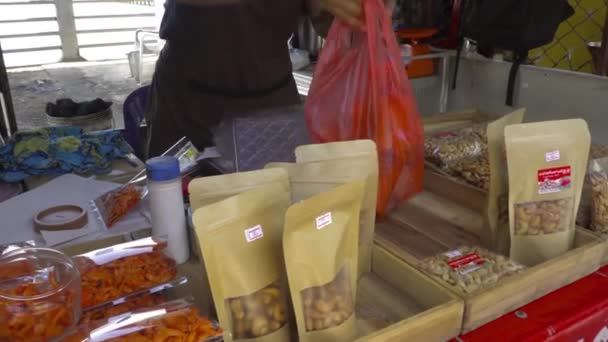 Азиатский уличный рынок, Таиланд — стоковое видео