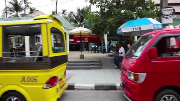 Zwiedzanie ulicy Phuket samochodem — Wideo stockowe