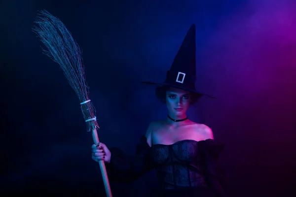 Photo Gorgeous Lady Magician Frightening Medieval People Hold Broomstick Isolated —  Fotos de Stock