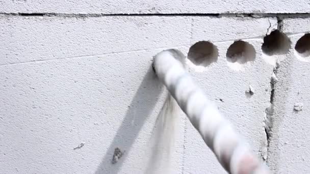 Constructeur Perce Trou Dans Mur Aide Perforateur Perceuse Électrique Avec — Video
