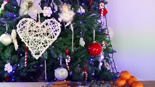 Biscuits Gingembre Épices Noël Trouvent Sur Fond Arbre Noël Mouvement — Video