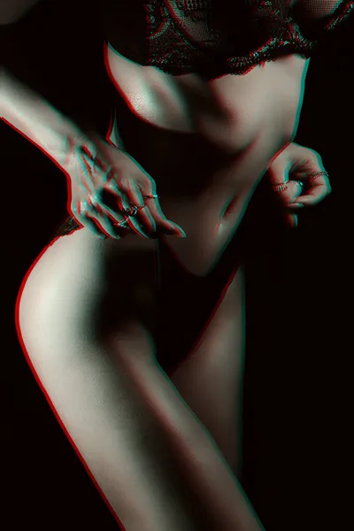 Figura sottile di bella ragazza sexy in mutandine e reggiseno. Corpo magro fitness donne biancheria intima. Bianco e nero con effetto realtà virtuale glitch 3D — Foto Stock