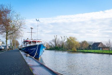 Weener, Almanya 'da teknesi olan nehir kanalı.