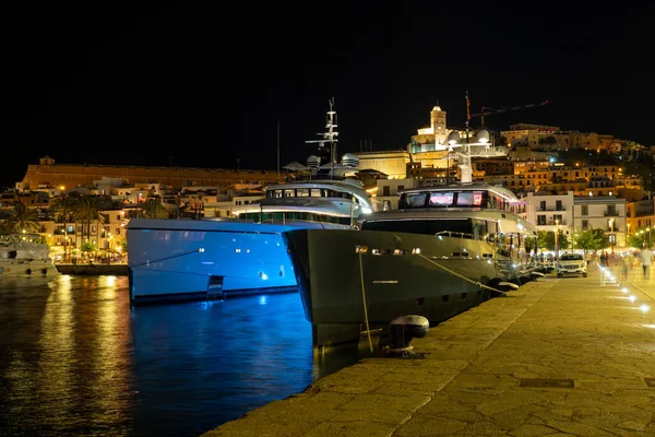 Ogromne Jachty Porcie Ibiza Nocy — Zdjęcie stockowe