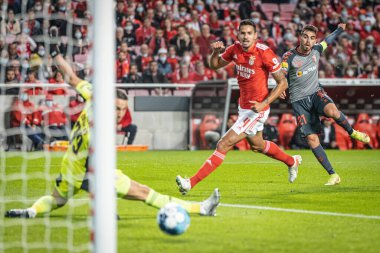 Liga BWIN - SL Benfica - SC Braga - 07.11.21 - Ricardo Horta Lucas Verissimo 'nun yanında gol attı