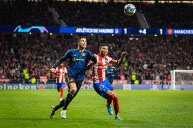 Madrid, İspanya, 23.02.2022, Uefa Şampiyonlar Ligi, Atletico De Madrid ile Manchester United arasındaki ilk turda Cristiano Ronaldo Reinildo tarafından durduruldu.