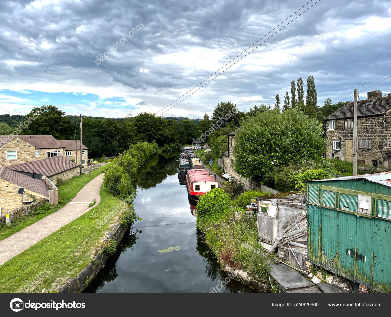 Leeds Liverpool Canal Parkin Lane Canal Boats Apperley Bridge Bradford