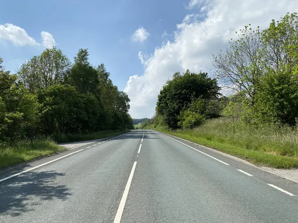 View Long Causeway Road Leading Skipton Yorkshire — Stock fotografie