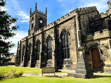 Eski taş kilise, Shipley, Bradford, İngiltere 'nin merkezine yakın.