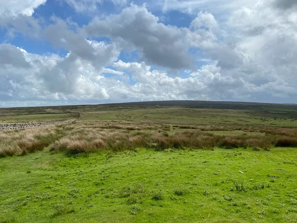 Extensive Moorland Landscape Heavy Clouds Cowling Pinnacle Keighley — Foto Stock