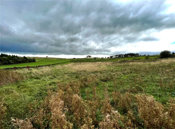 Storm Clouds Gathering Fields Hills Wilsden Bradford — Stock fotografie