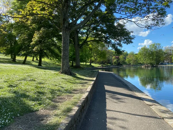 Lister Park Брэд Йоркшир Англия — стоковое фото