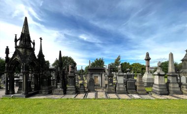 İngiltere 'nin Bradford, Yorkshire kentindeki Undercliffe' deki büyük Viktorya mezarlığı.