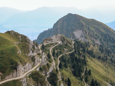Alpi Feltrine Dağları. Güneydoğu Alpleri. İtalya