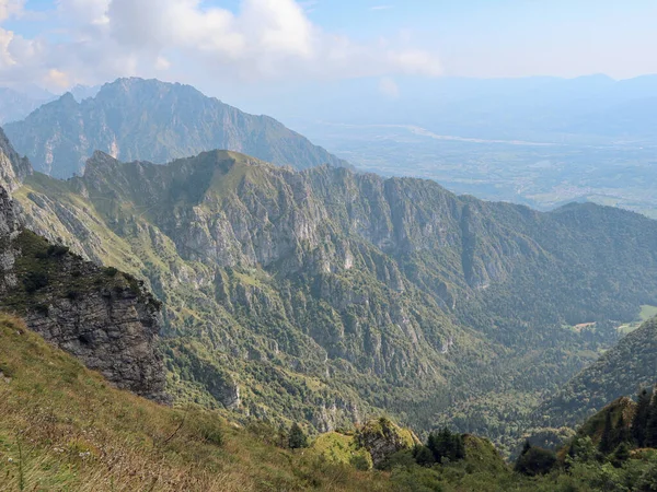 Alpi Feltrine Dağları. Güneydoğu Alpleri. İtalya