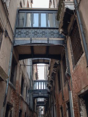 Venetian lanes with bridges between houses