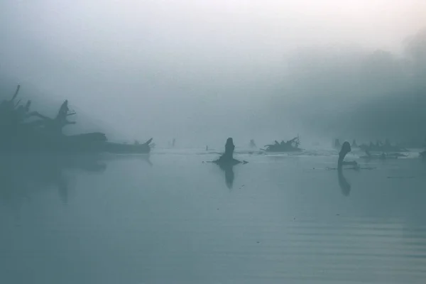 Foggy Rivière Doux Lever Soleil — Photo