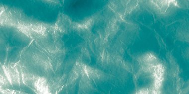 Mavi kravat boyası. Sparkle Splash. Sıvı Su. Yeşil Deniz Parıltısı. Soyut Parlak Boya. Cyan Parlak Işık. Gümüş Yıkama Arkaplanı. Gri parıltı. Mavi Okyanus Arkaplanı. Okyanus sıçraması. Su Kalıbı.