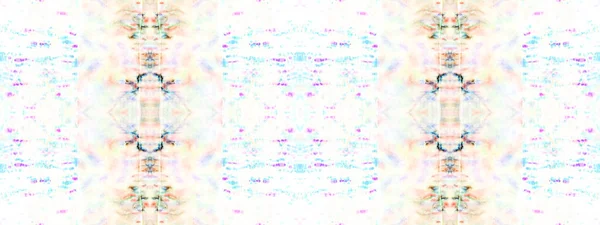 티에예 바스를 씻는다 추상적 스팟을 씻어라 색상의 레인보우 씻으라 예술은 — 스톡 사진