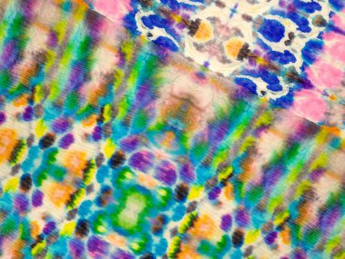 Gri Etnik Ikat Deseni. Boyalı Çizgi Gradyan Patchwork. Boyalı Patch desenli mavi kravat boyalı kravat bandı. Çoklu Renkli Su Efekti. Etnik Dip Deseni. Kırmızı Çiçekli Suluboya Doku.