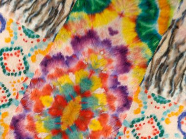 Mavi Çiçek İkat dokusu. Kırmızı Etnik Boyalı Suluboya Deseni. Çok renkli çizgili su bandı. Gri Kravatlı Etnik Parmak izi. Boyalı Çizgi Gradyan Patchwork. Bağla Grunge Dokusunu Çiçek Daldırma Deseni.