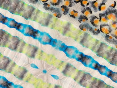 Gri Çizgili Suluboya Doku. Mavi kravat, çiçek desenli. Kızıl Çiçek Kalıbı. Boyalı Çizgi Gradyan Patchwork. Kravat boyası Grunge Deseni Etnik Ombre Efekti. Etnik Dip Dokusu.